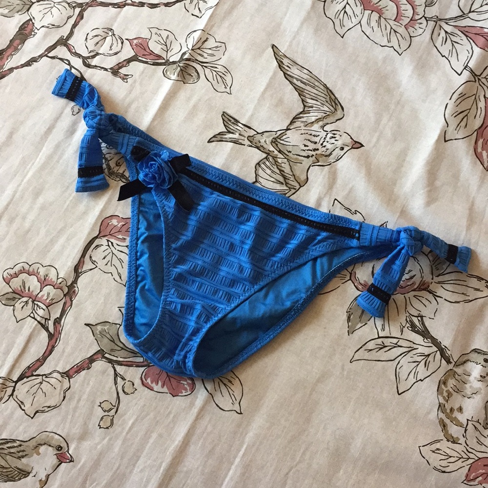 Bikini 🕊